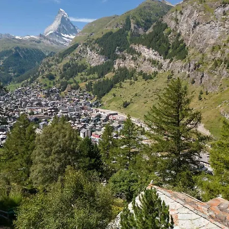 Bergheim - Ski-in/ski-out Chalet Zermatt